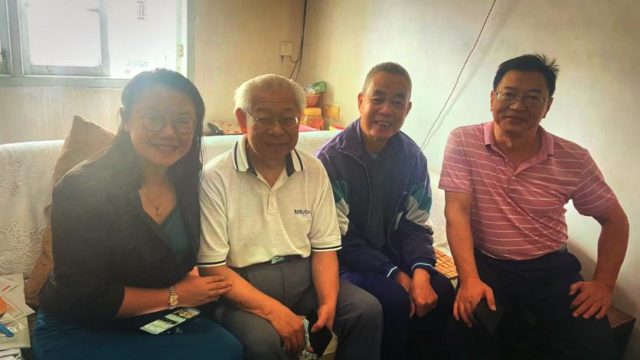 工业支部黄文坤、林尔康. 修图