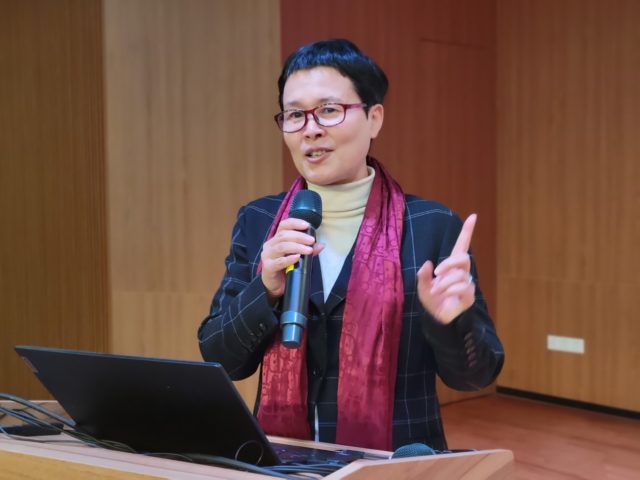 黄敏沁.jpg