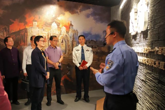 参观1